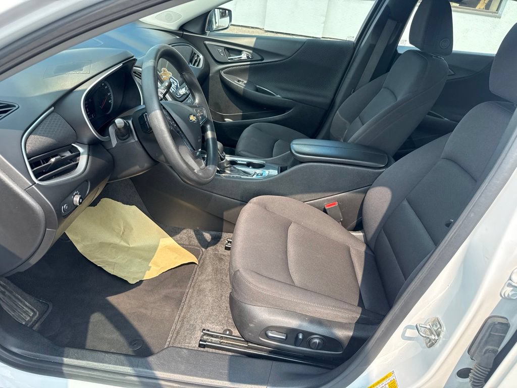Used 2024 Chevrolet Malibu LT FWD image 21