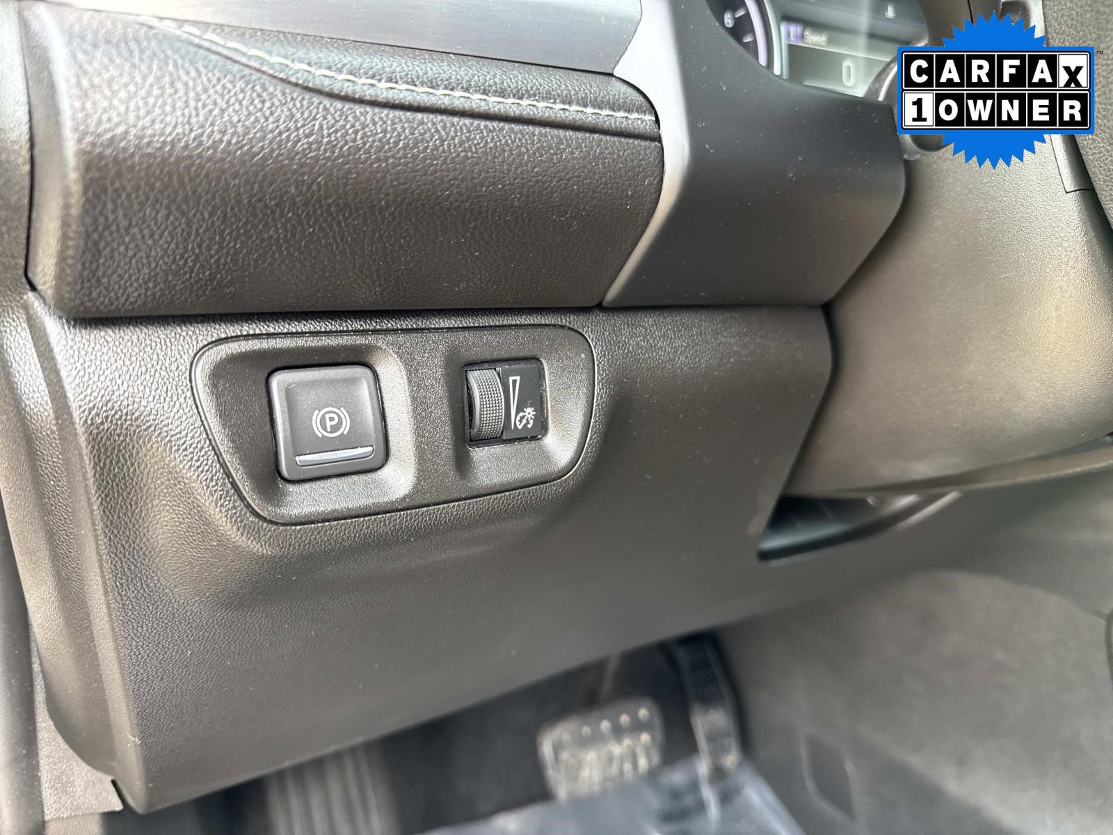 Used 2019 GMC Acadia SLT image 37