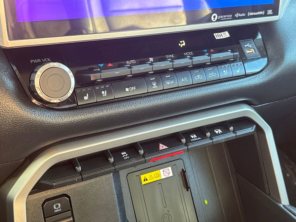 Used 2023 Toyota Tundra Limited image 24