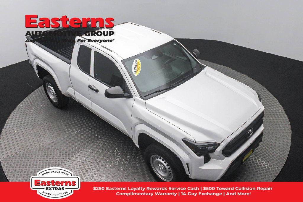 Used 2024 Toyota Tacoma SR RWD image 4