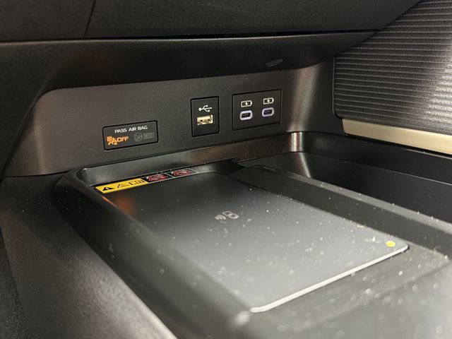 Used 2025 Toyota Camry SE w/ Multimedia Upgrade Package FWD image 21