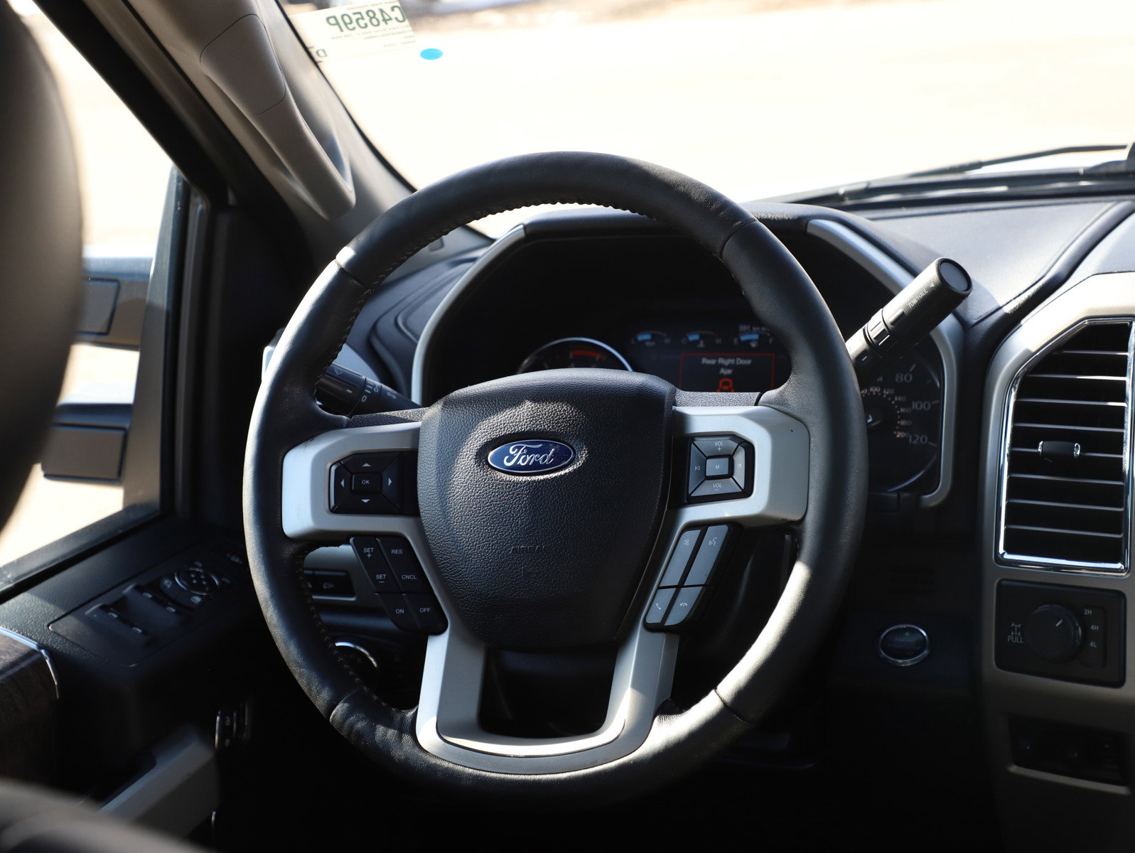 Used 2017 Ford F350 Lariat w/ Lariat Ultimate Package AWD/4WD image 14