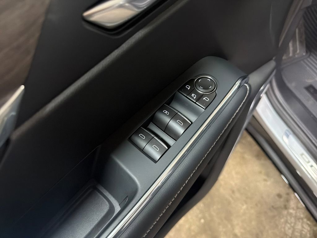 New 2026 GMC Acadia Denali w/ Super Cruise Package image 13