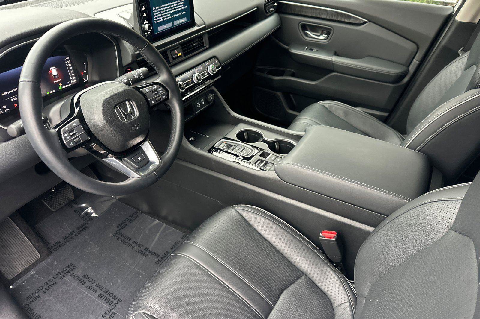 Certified 2025 Honda Pilot Elite image 4