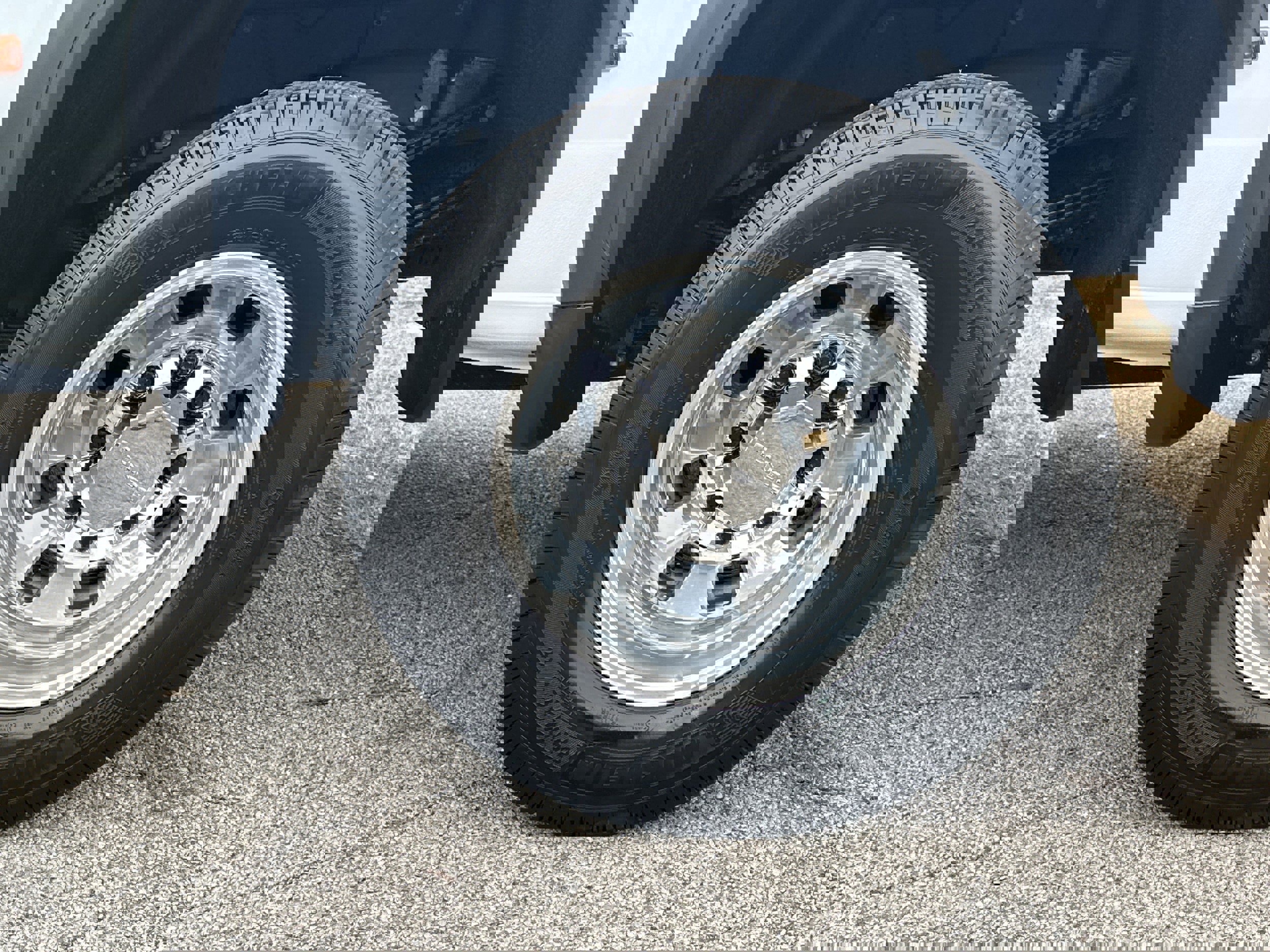 New 2026 GMC Sierra 3500 Denali w/ Denali Reserve Package image 19