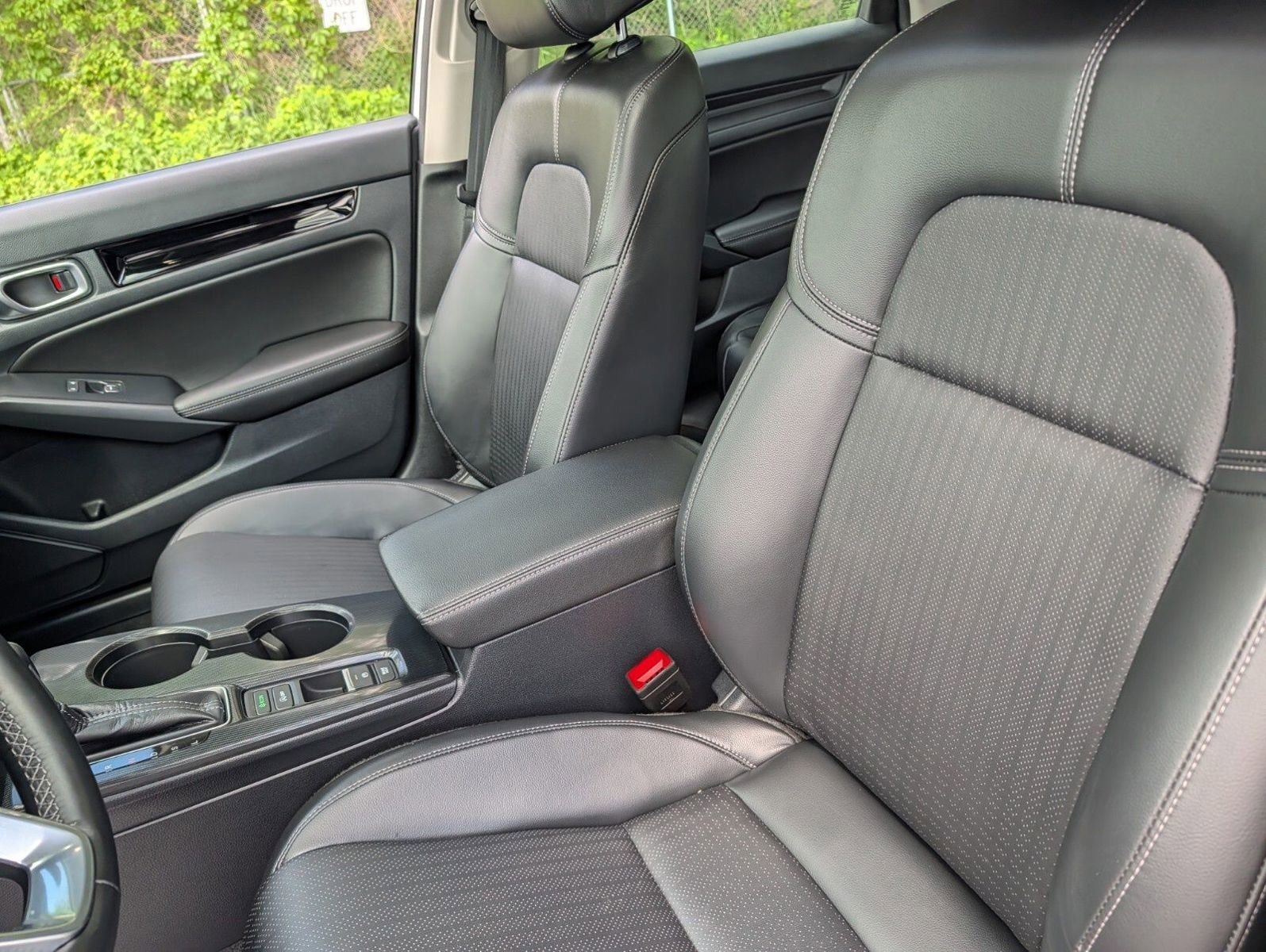 Used 2023 Honda Civic EX-L image 16