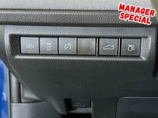 Used 2025 Toyota Camry LE FWD image 11
