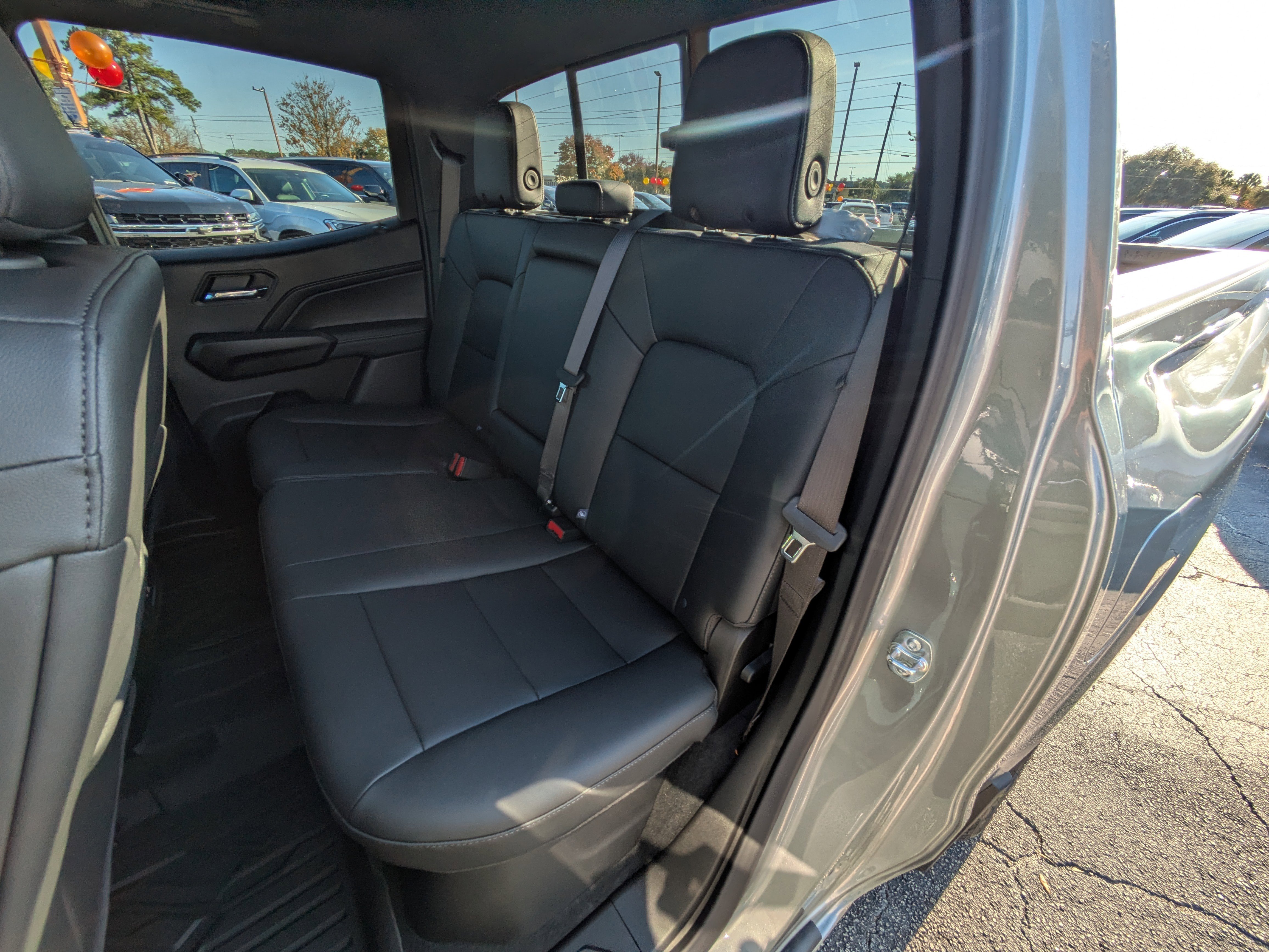Used 2026 Chevrolet Colorado LT w/ LT Convenience Package image 8