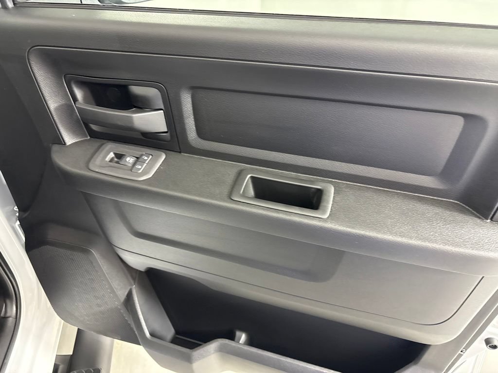 New 2027 RAM 3500 Tradesman AWD/4WD image 17