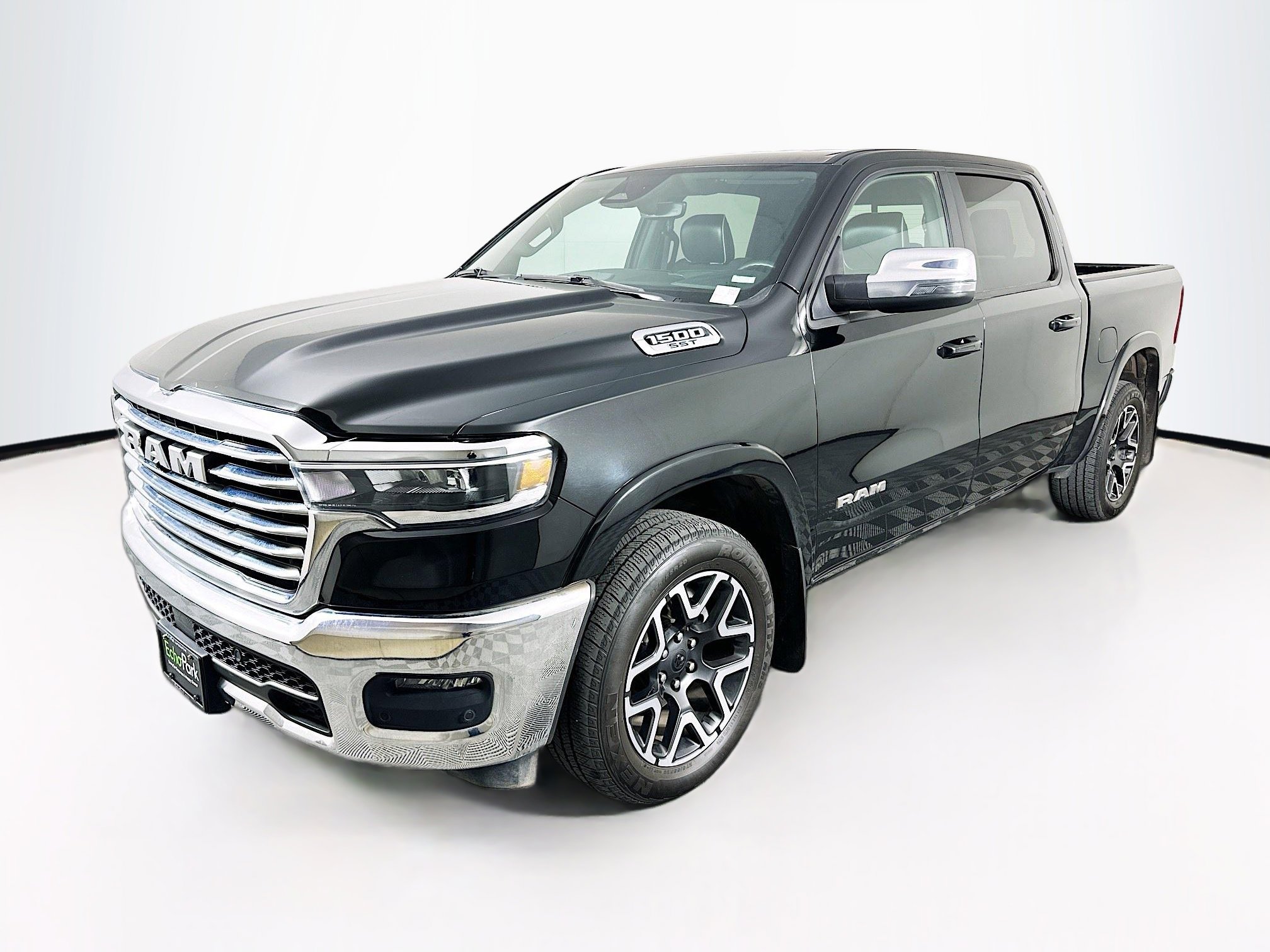 Used 2025 RAM 1500 Laramie image 3