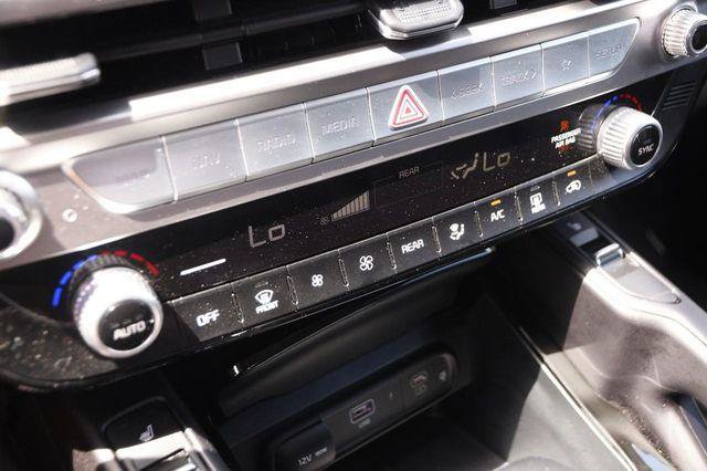 Used 2025 Kia Telluride S AWD/4WD image 21