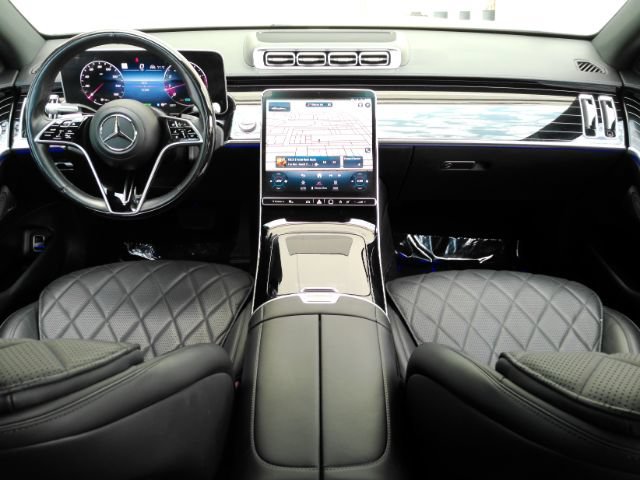 Used 2021 Mercedes-Benz S 580 4MATIC Sedan image 2