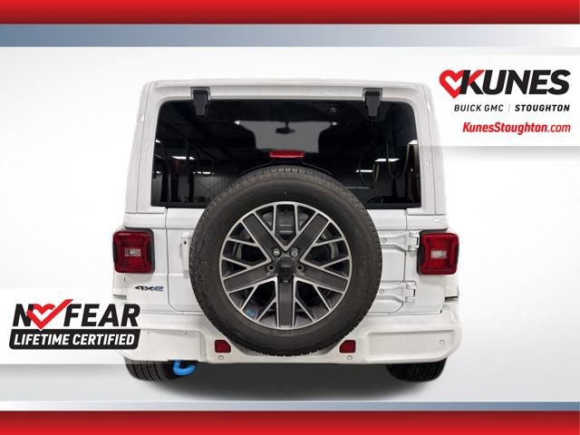 Used 2022 Jeep Wrangler Unlimited Sahara image 9