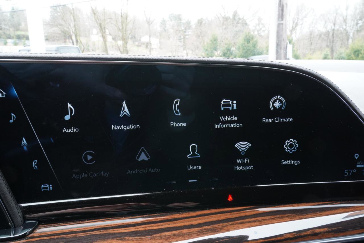 Used 2022 Cadillac Escalade Luxury image 36