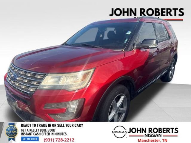 Used 2016 Ford Explorer XLT w/ Equipment Group 202A image 3