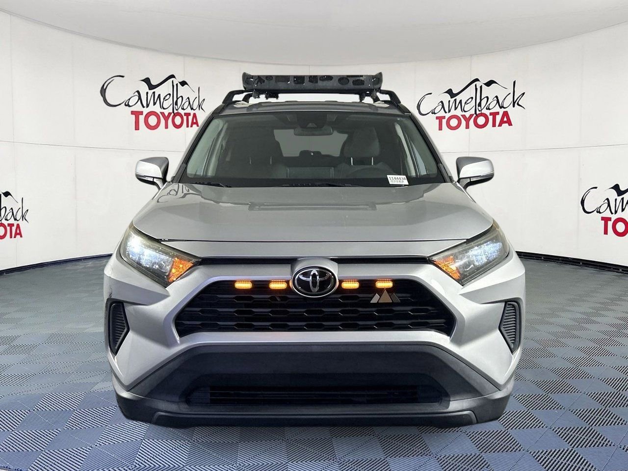Used 2021 Toyota RAV4 LE image 2