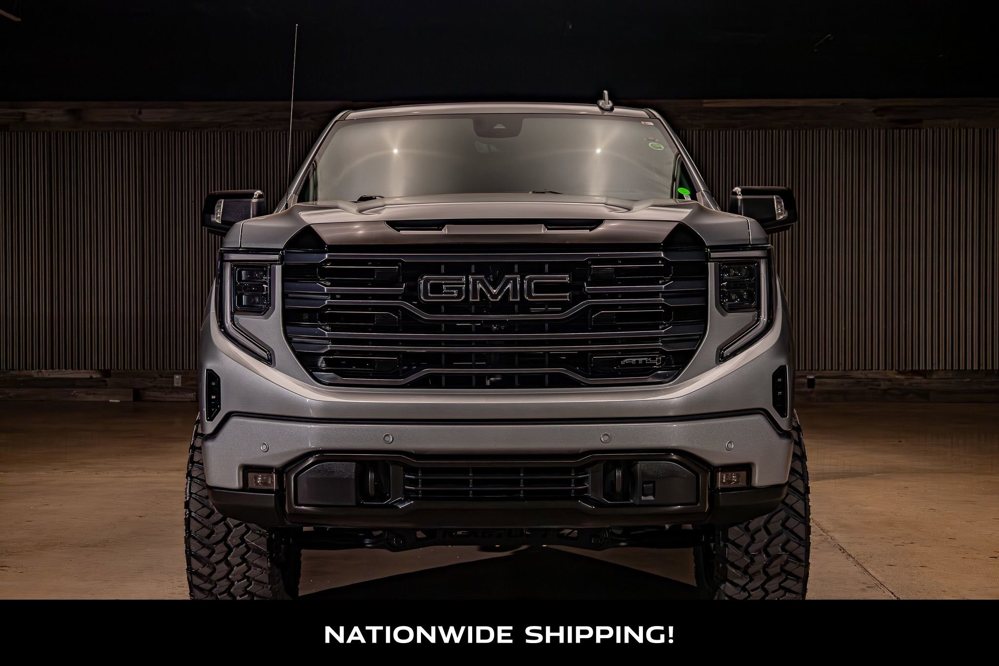 Used 2025 GMC Sierra 1500 AT4 w/ Technology Package AWD/4WD image 4