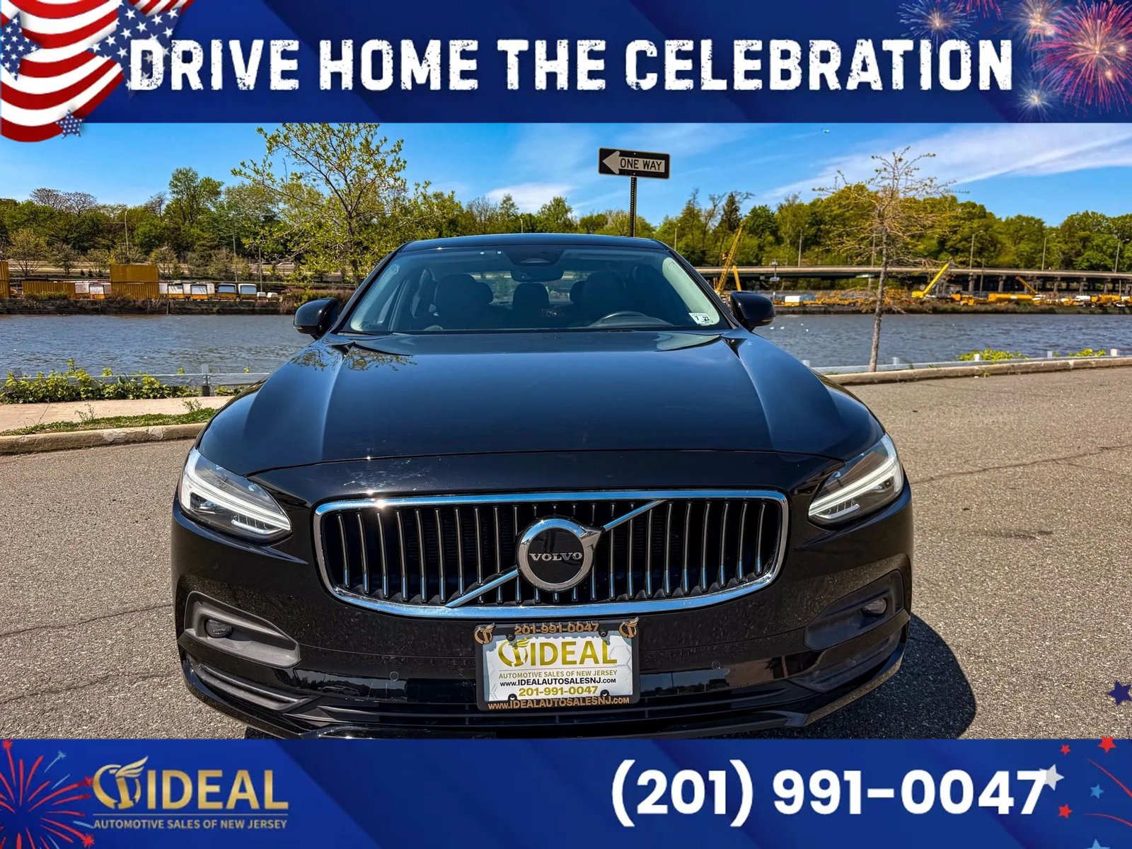 Used 2022 Volvo S90 B6 Momentum AWD/4WD image 3