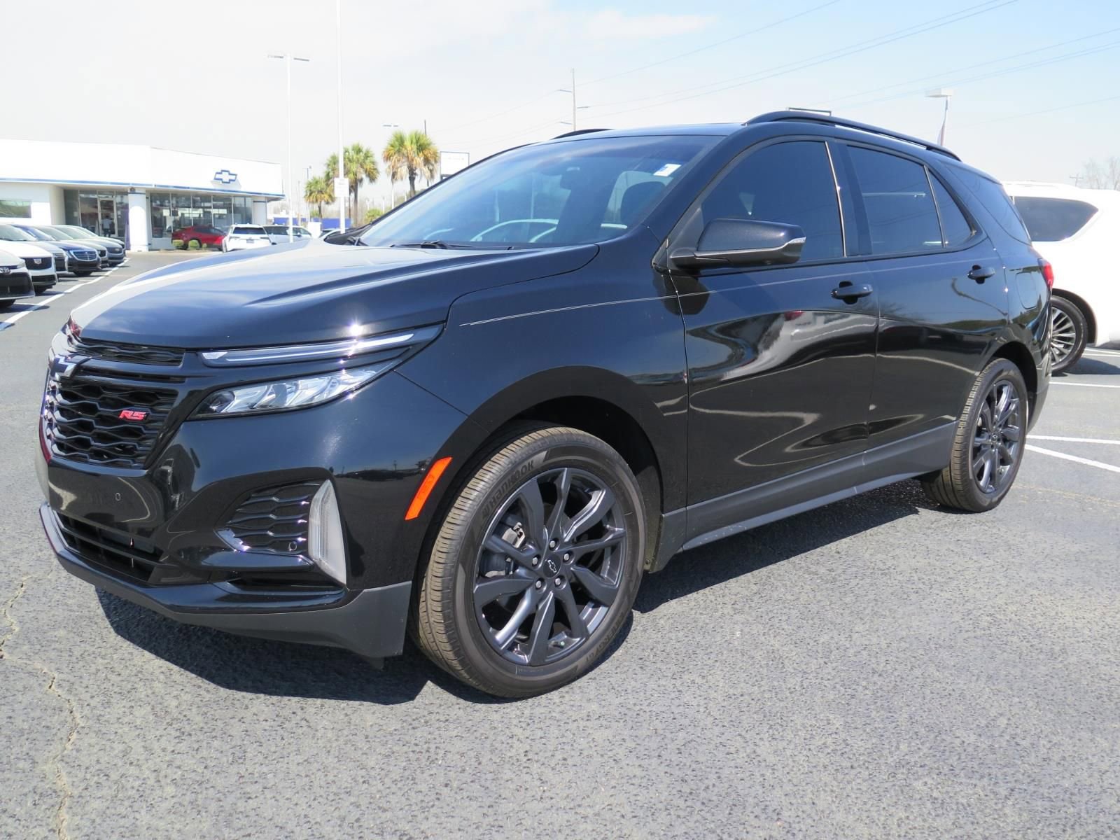 Used 2024 Chevrolet Equinox RS w/ RS Leather Package image 8