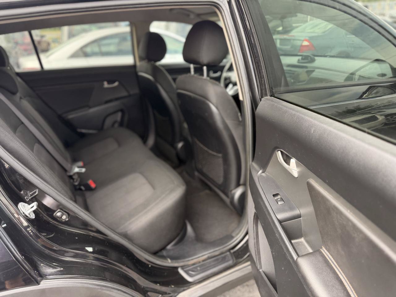 Used 2012 Kia Sportage LX FWD image 25