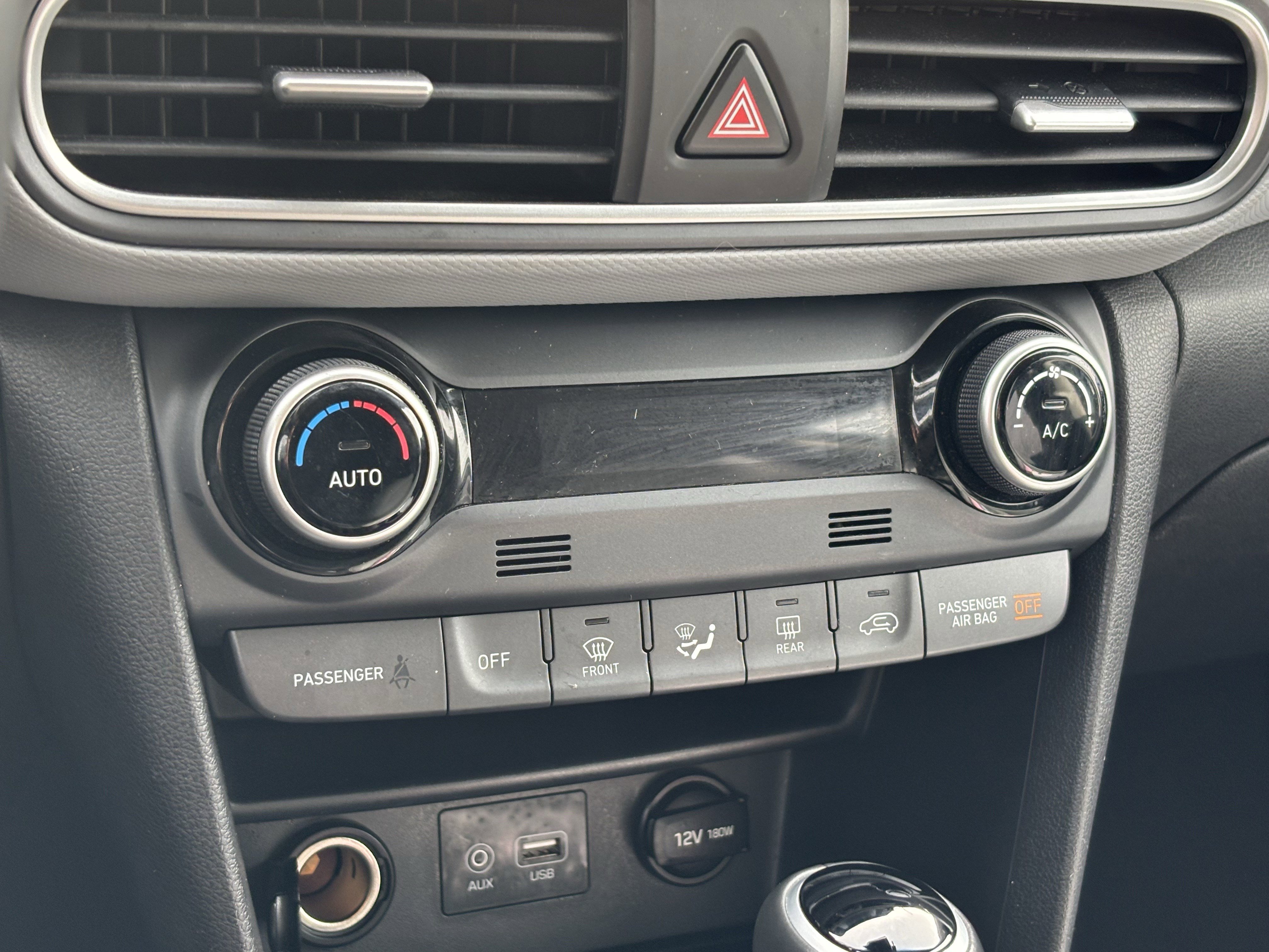 Used 2018 Hyundai Kona Limited image 29