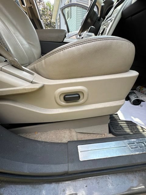 Used 2011 Ford Edge Limited w/ 301A Rapid Spec Order Code FWD image 21