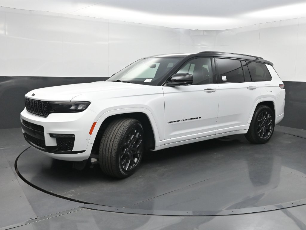 Used 2023 Jeep Grand Cherokee L Summit w/ High Altitude Package AWD/4WD image 31