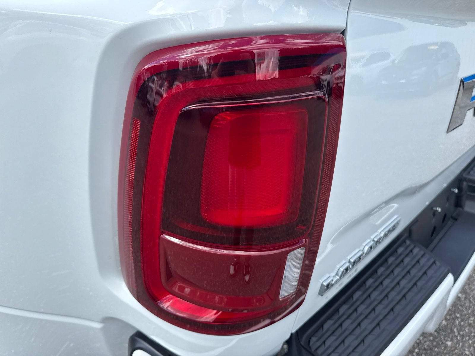 Used 2026 RAM 3500 Laramie AWD/4WD image 11