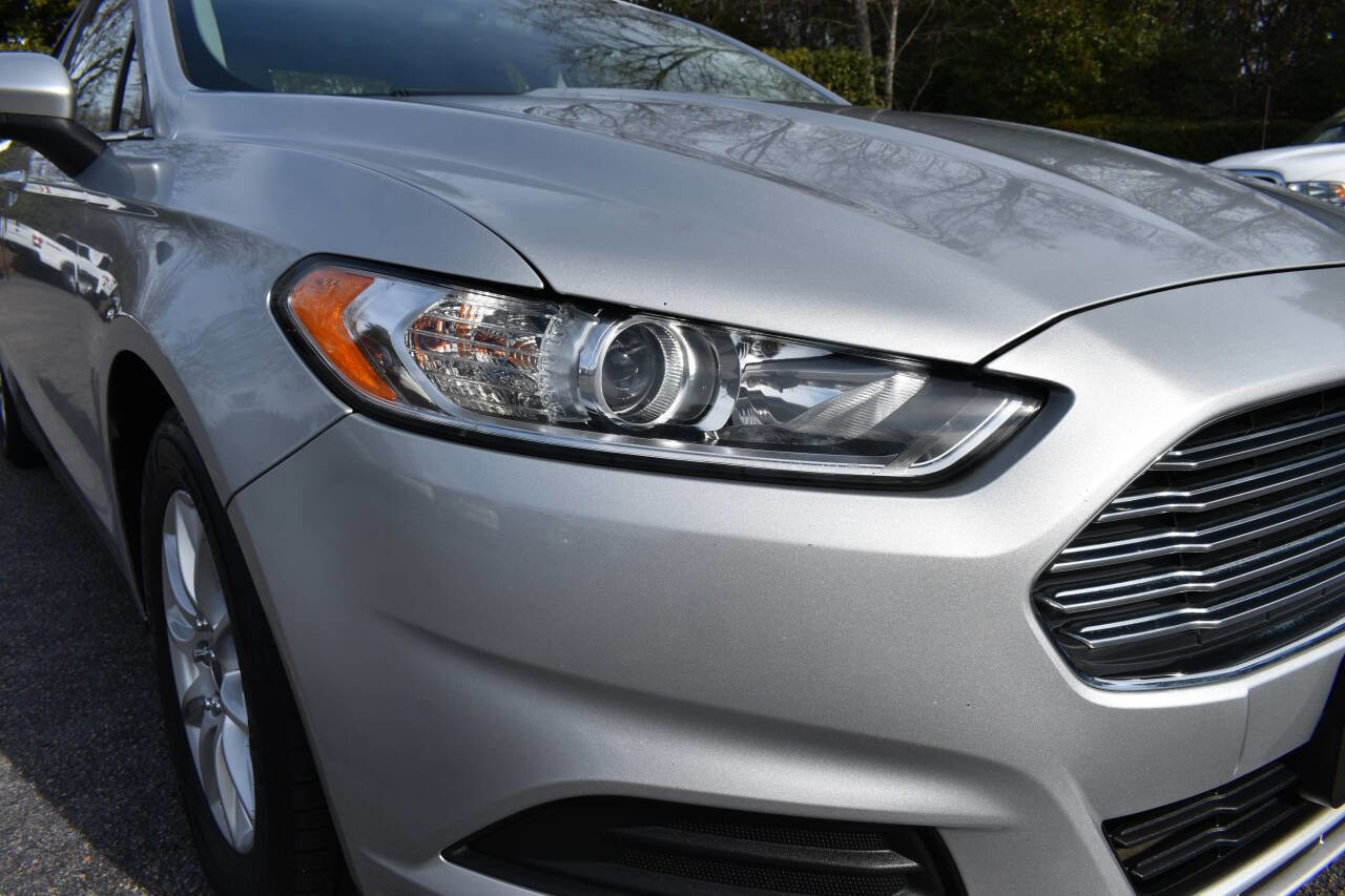 Used 2016 Ford Fusion S image 33