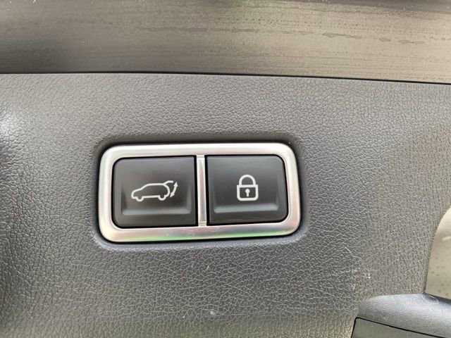 Used 2022 Kia Sorento EX AWD/4WD image 9