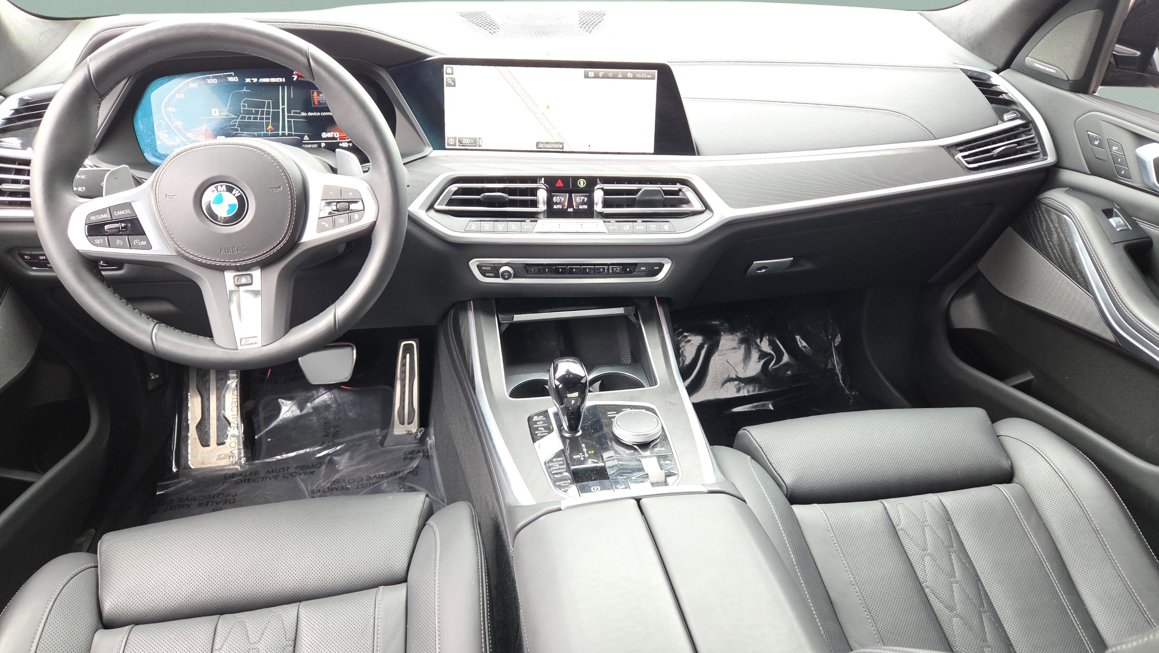 Used 2022 BMW X7 M50i w/ Luxury Seating Package image 32