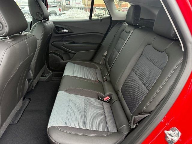 New 2026 Chevrolet Trax LT w/ Sunroof Package image 14