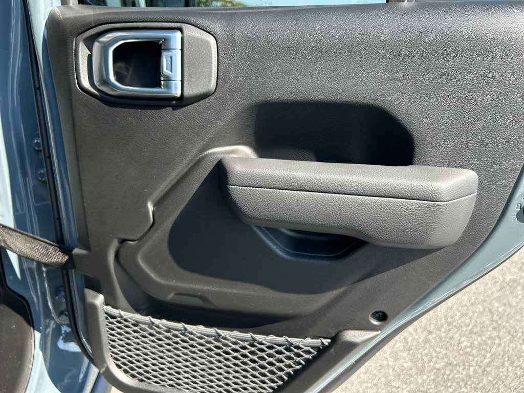 New 2025 Jeep Gladiator Willys image 21