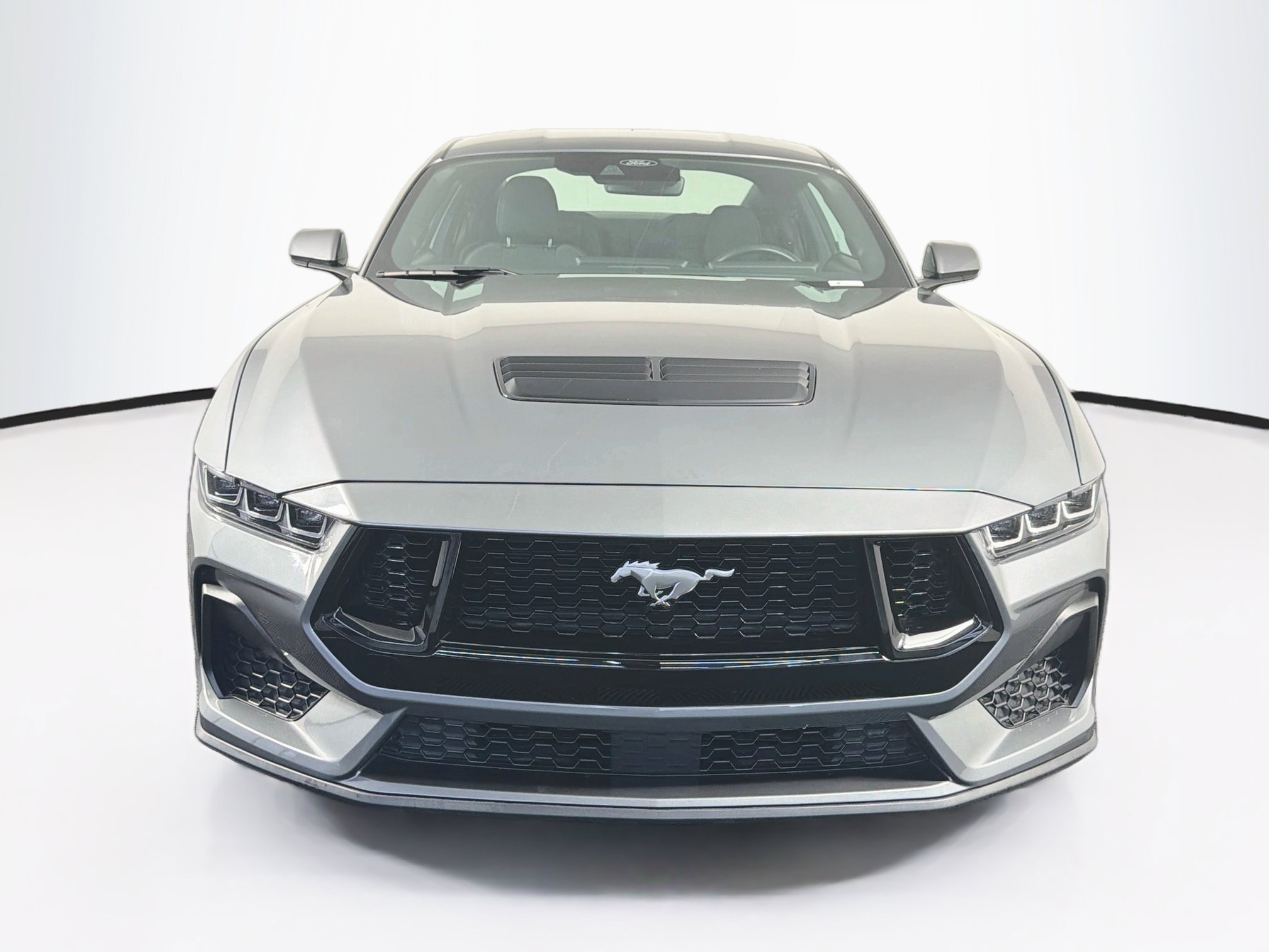 Used 2025 Ford Mustang GT RWD image 2