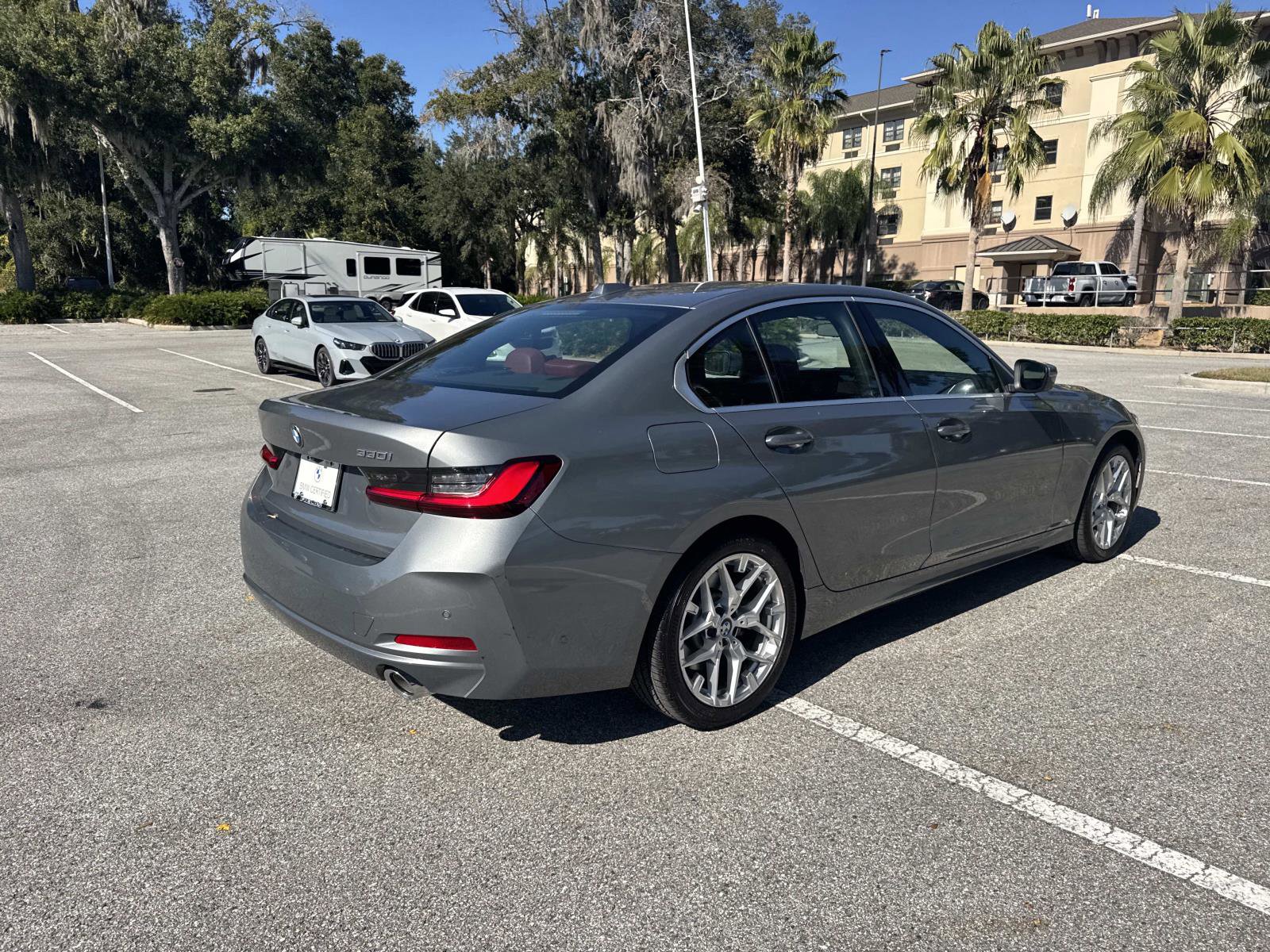 Certified 2025 BMW 330i Sedan w/ Premium Package image 4