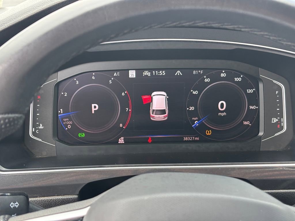 Used 2022 Volkswagen Tiguan SEL R-Line image 18