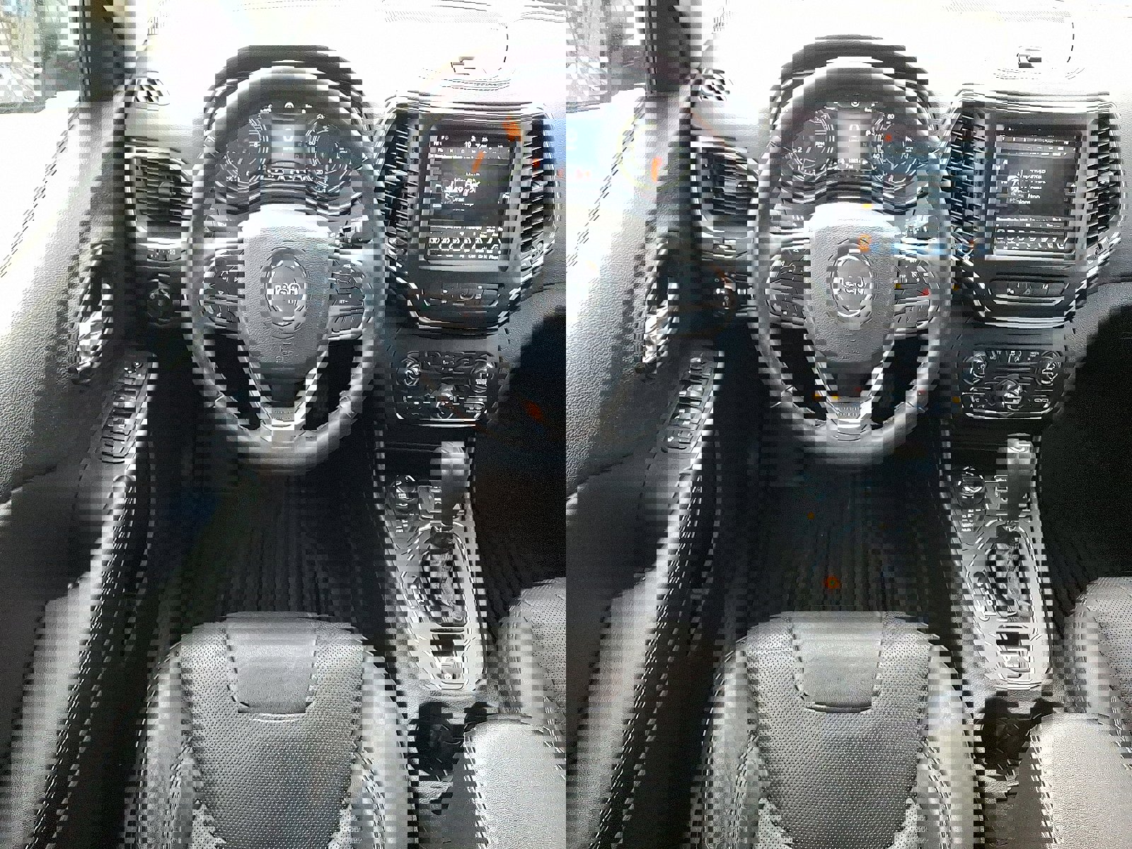 Used 2021 Jeep Cherokee Latitude Lux w/ Comfort/Convenience Group image 11