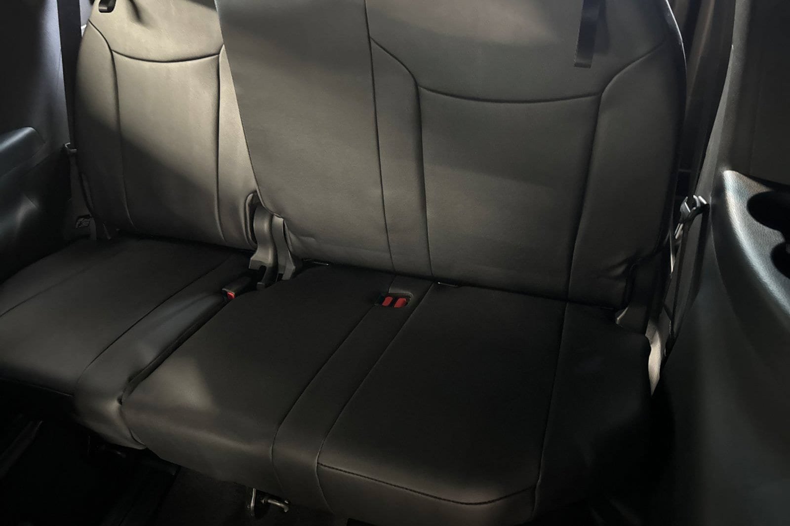 New 2026 Toyota Sienna XLE Woodland Edition AWD/4WD image 17
