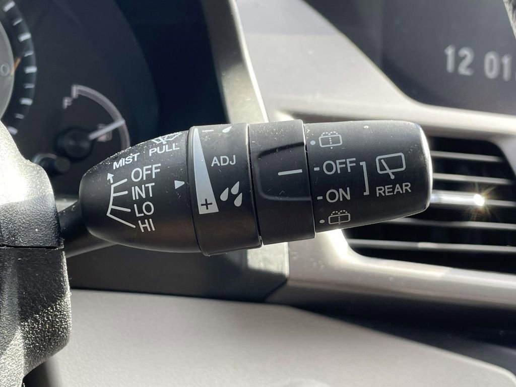 Used 2015 Honda Odyssey EX-L image 24