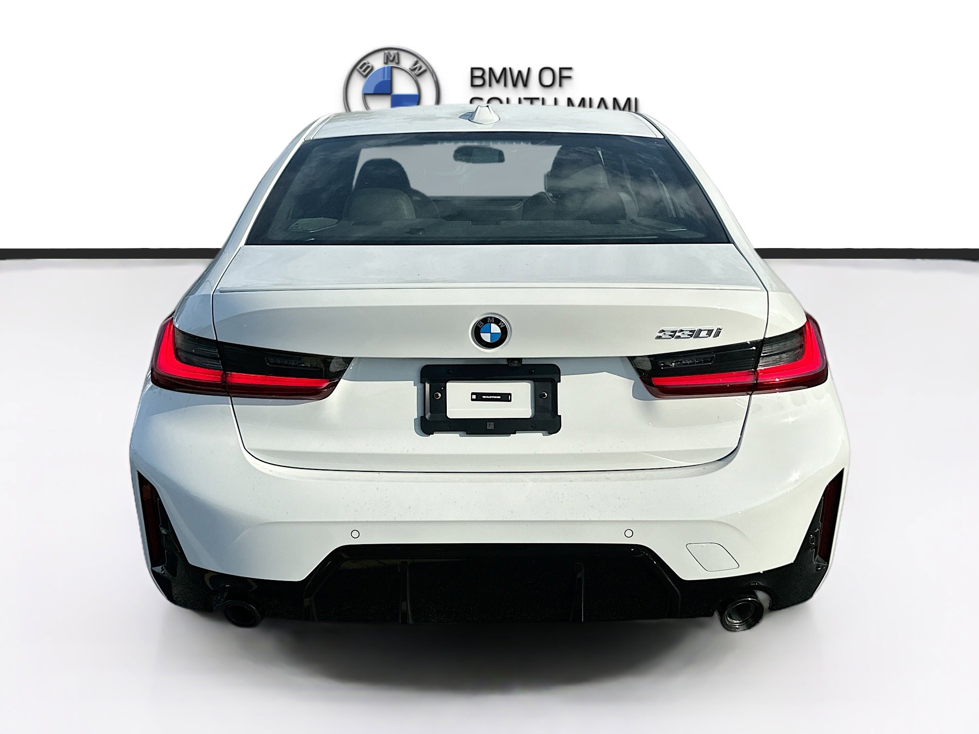 New 2026 BMW 330i Sedan w/ M Sport Package RWD image 5