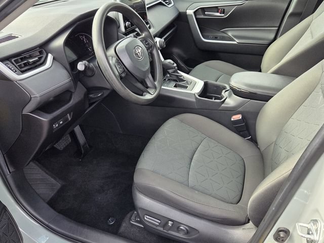 Used 2023 Toyota RAV4 XLE FWD image 8