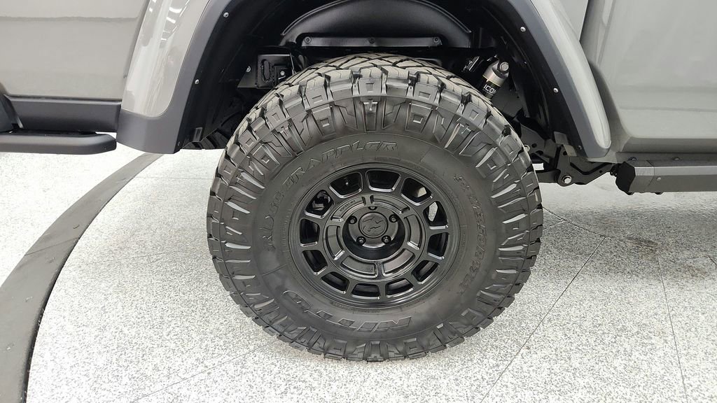 Used 2022 Jeep Gladiator Rubicon w/ LED Lighting Group image 26