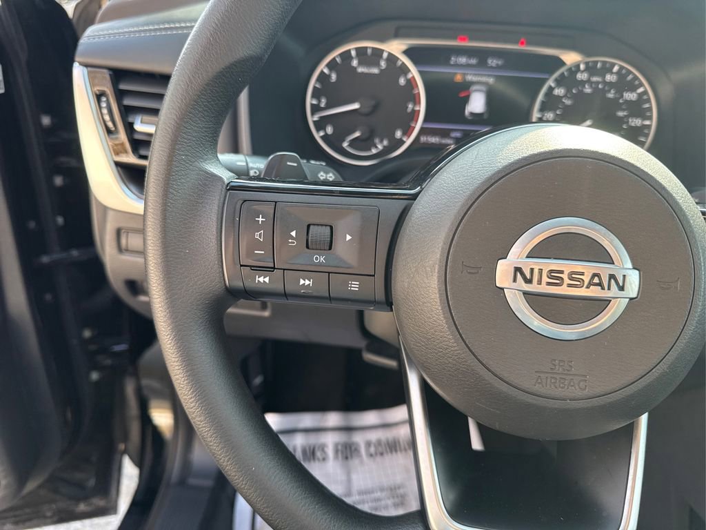 Used 2021 Nissan Rogue SV image 26