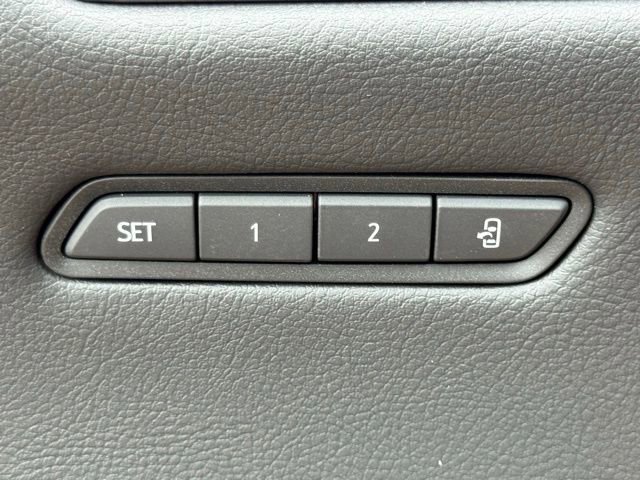 New 2025 Cadillac XT5 Premium Luxury w/ Technology Package image 17