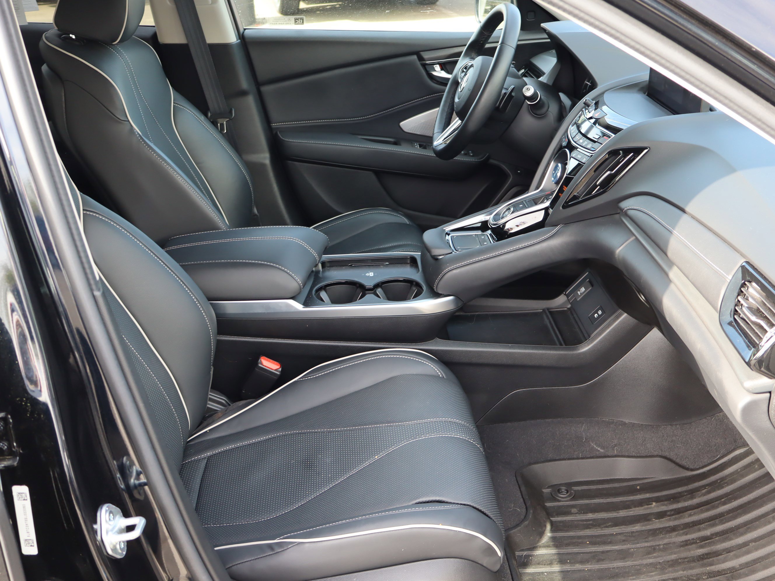 Used 2025 Acura RDX SH-AWD w/ Advance Package image 37