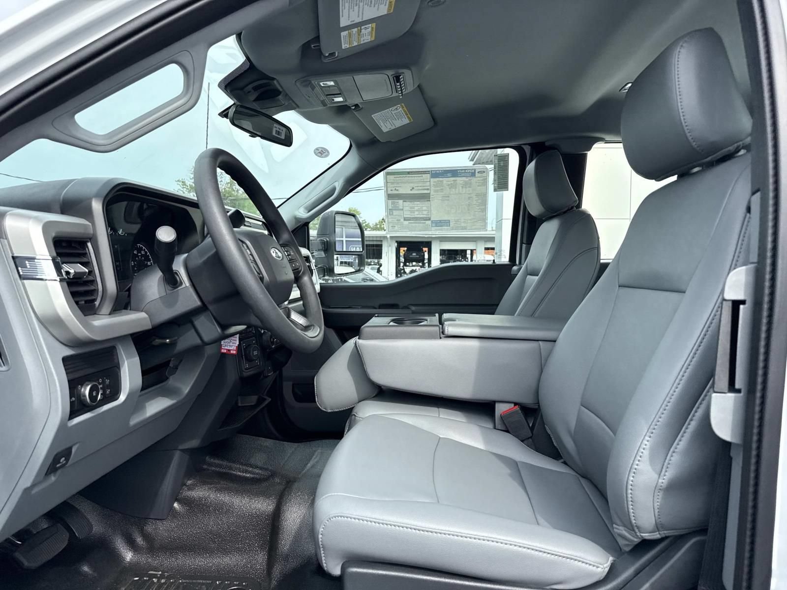 New 2026 Ford F250 XL w/ XL Off-Road Package AWD/4WD image 10