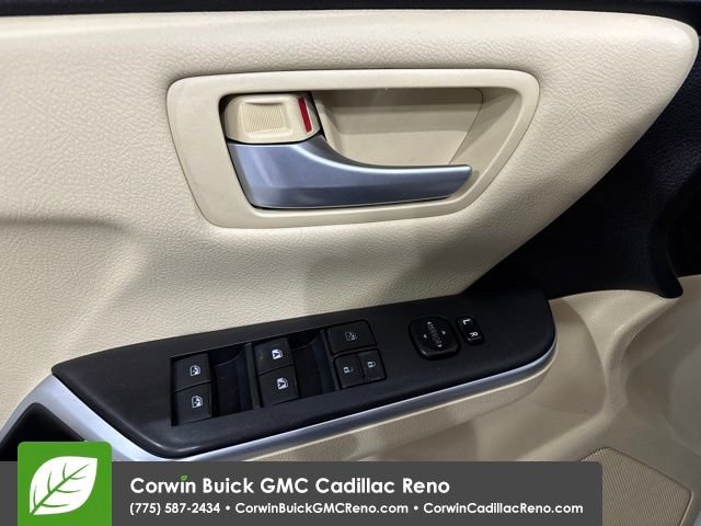 Used 2015 Toyota Camry LE FWD image 31