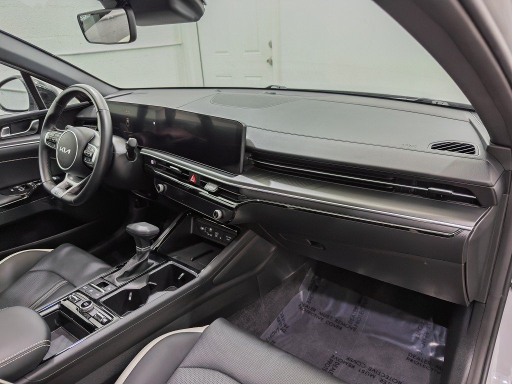 Used 2025 Kia K5 GT-Line w/ GT-Line Premium Package FWD image 22