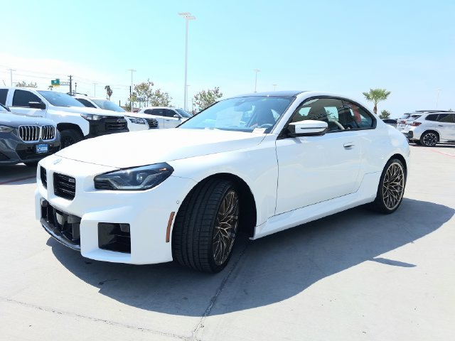 New 2026 BMW M2 w/ Lighting Package RWD image 3