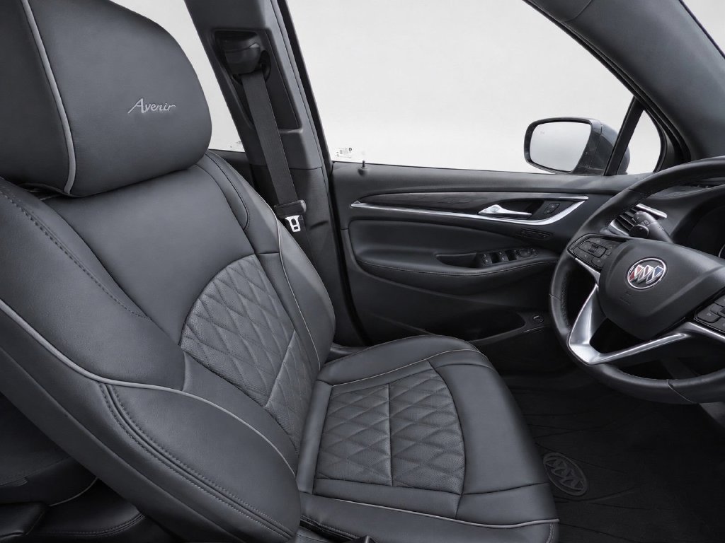 Certified 2023 Buick Enclave Avenir w/ Trailering Package, 5000 lbs. AWD/4WD image 15